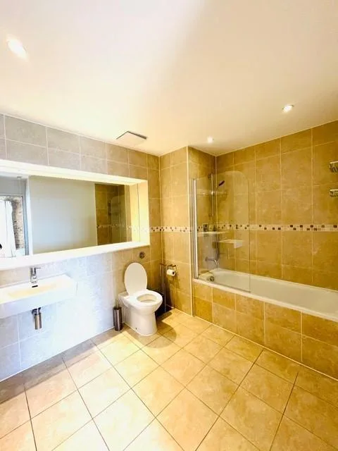 3 bedroom apartment for rent