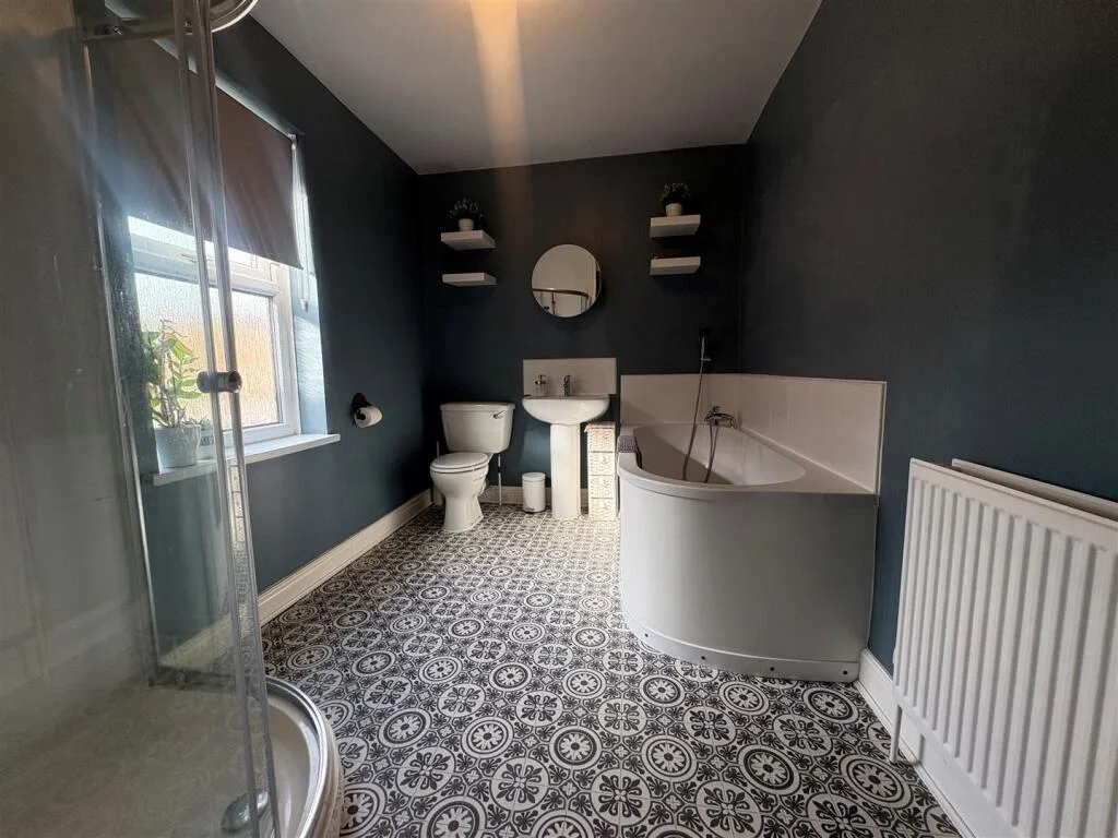 2 bedroom terraced house for rent