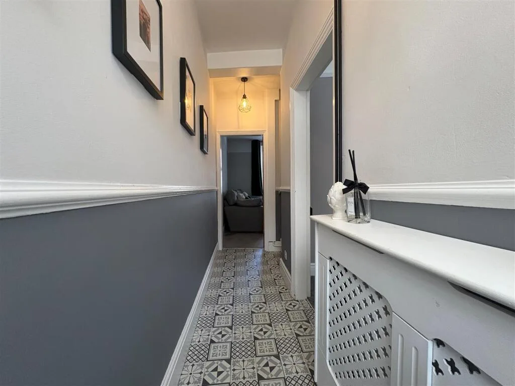 2 bedroom terraced house for rent