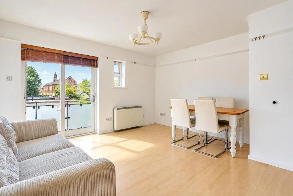 2 bedroom apartment for rent