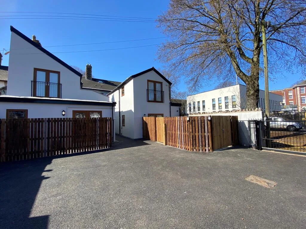 2 bedroom flat for rent