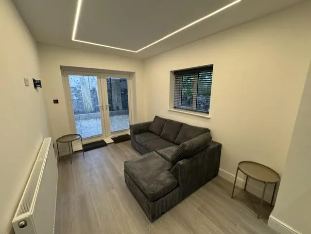 5 bedroom house for rent