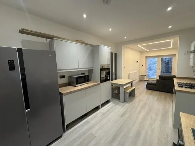 5 bedroom house for rent