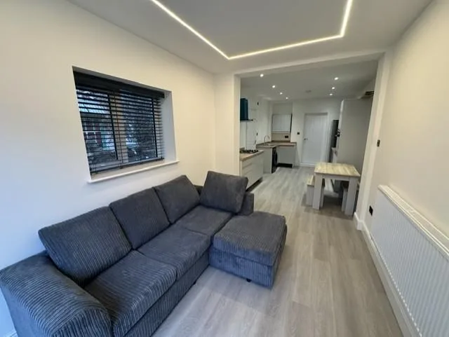 5 bedroom house for rent