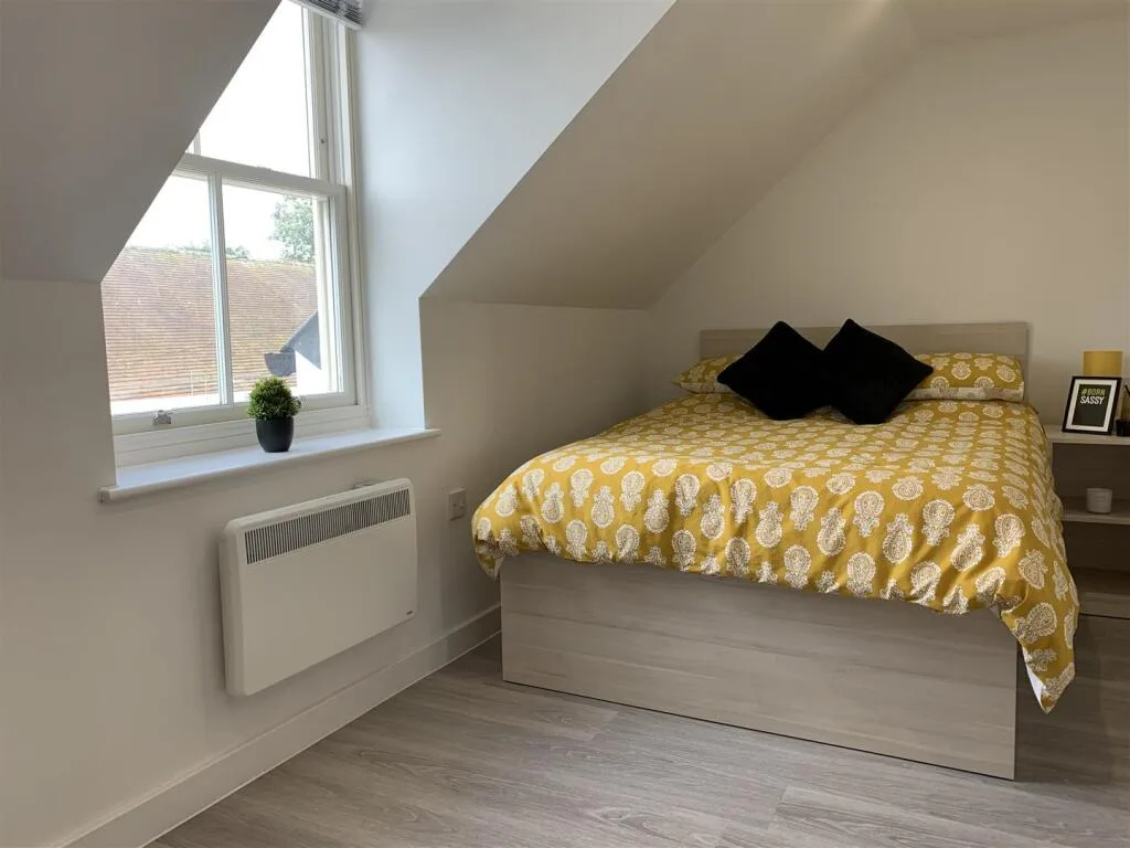 Studio flat for rent