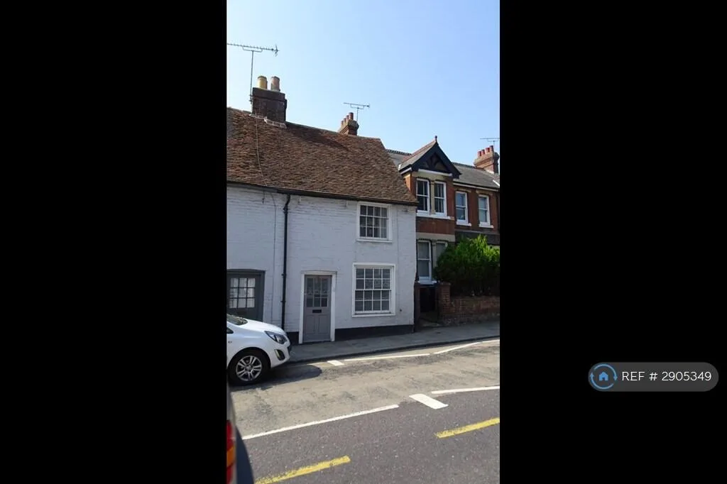 4 bedroom end of terrace house for rent