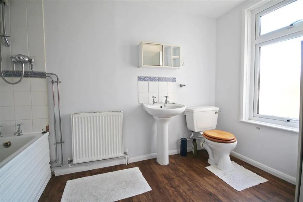 2 bedroom terraced house for rent