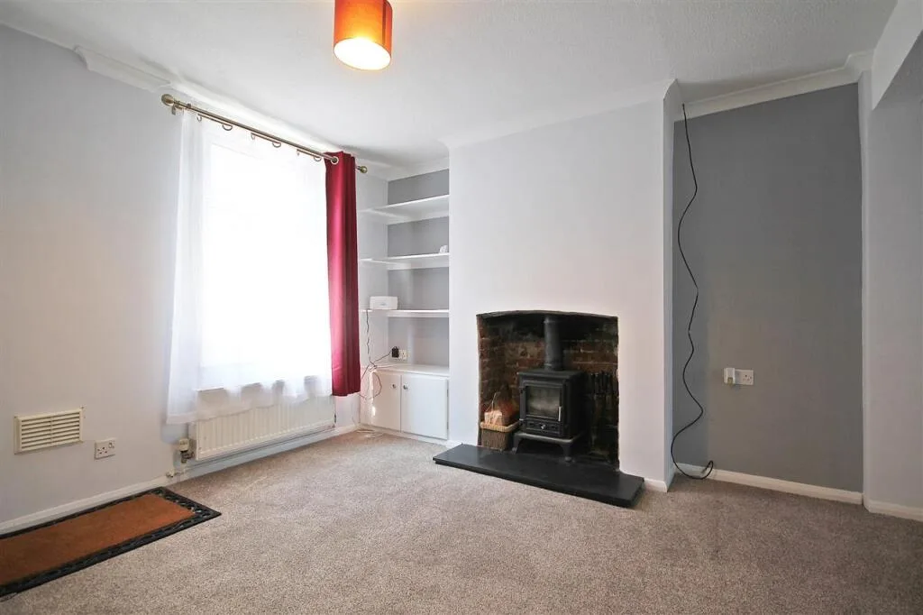 2 bedroom terraced house for rent