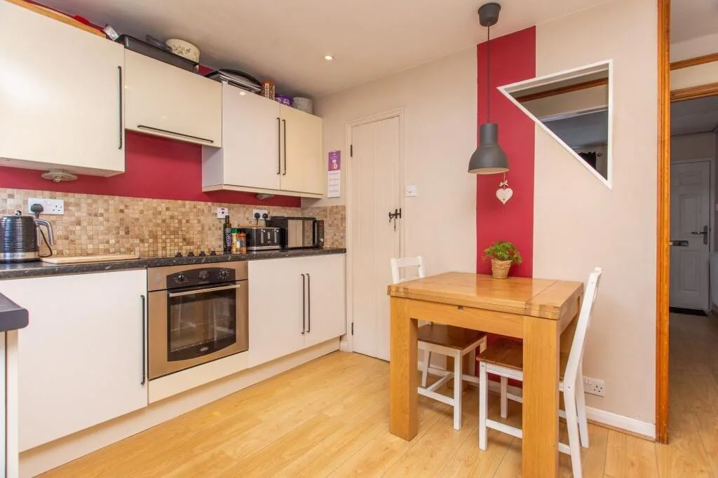 2 bedroom terraced house for rent