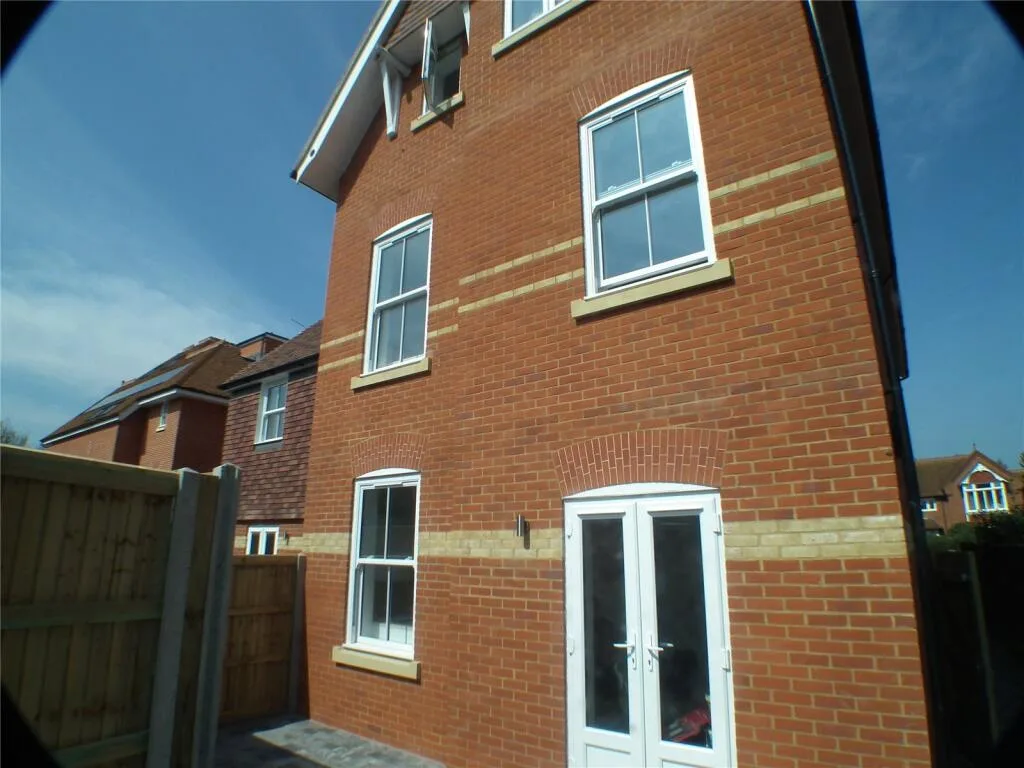 1 bedroom terraced house for rent