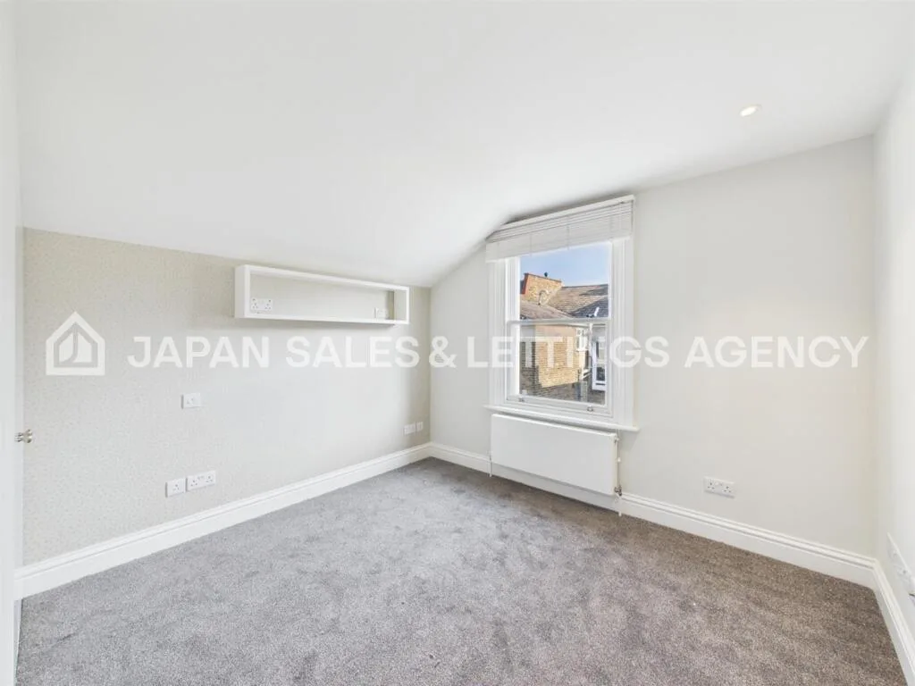 4 bedroom terraced house for rent