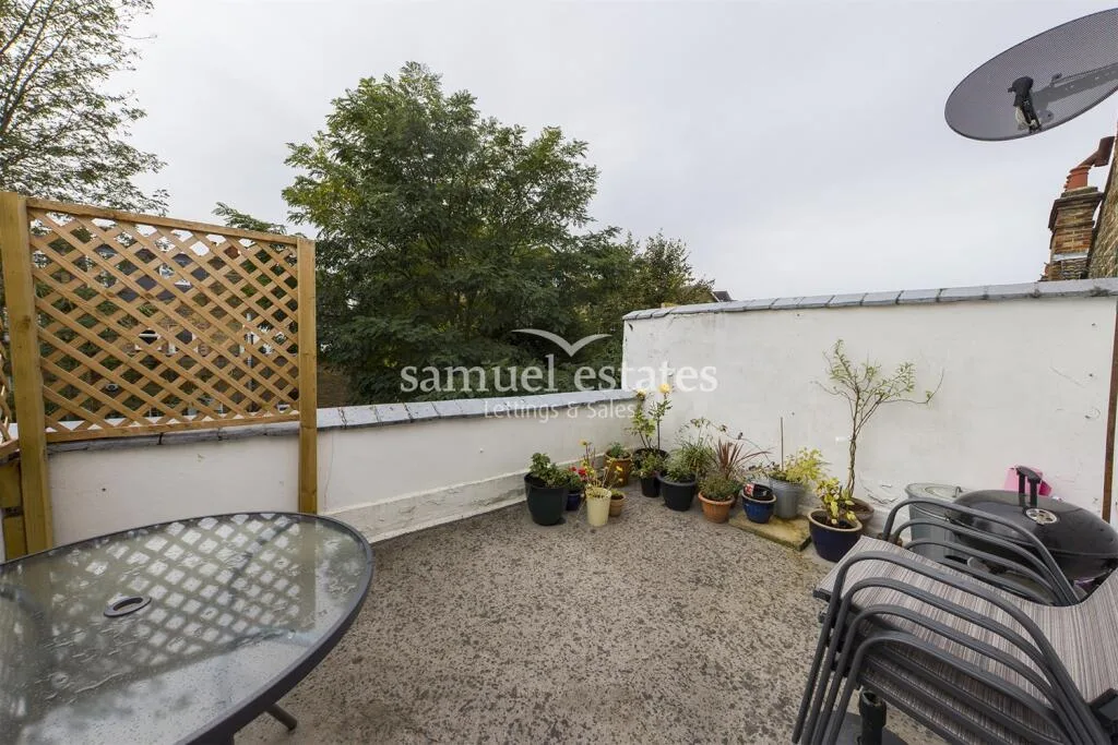 2 bedroom property for rent