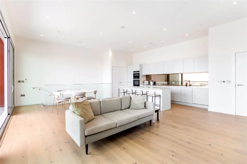 3 bedroom penthouse for rent