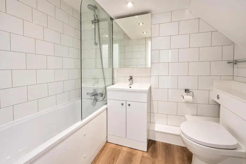 2 bedroom ground floor flat for rent
