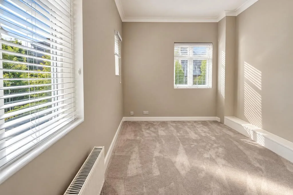 2 bedroom ground floor flat for rent