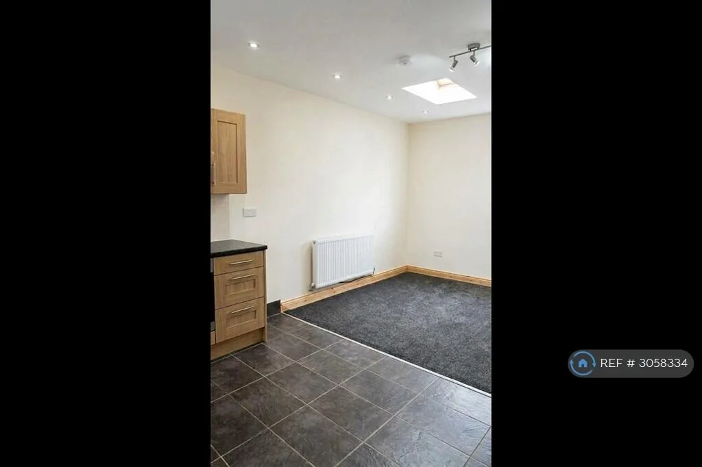 2 bedroom terraced house for rent