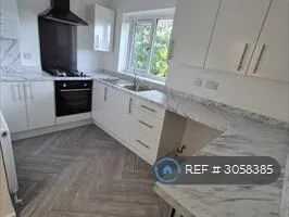 2 bedroom maisonette for rent