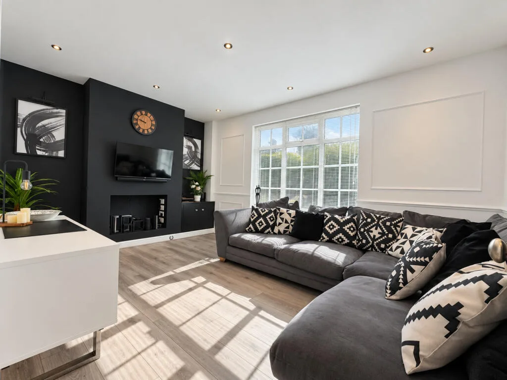 3 bedroom end of terrace house for rent