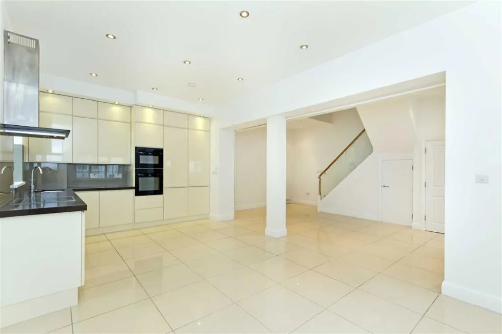 4 bedroom house for rent