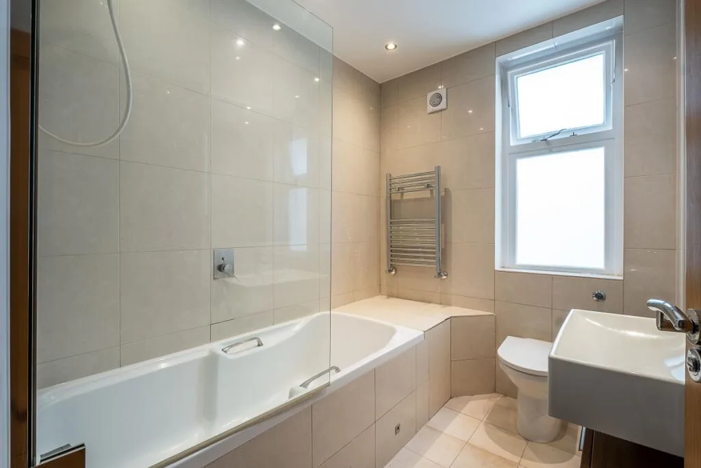 4 bedroom apartment for rent