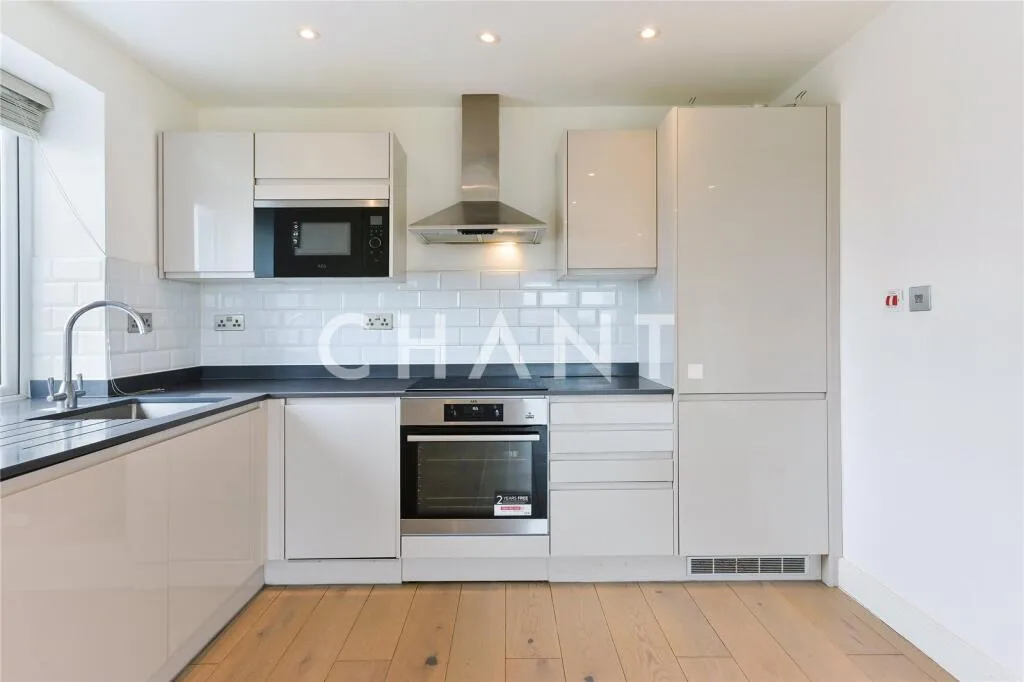 2 bedroom penthouse for rent
