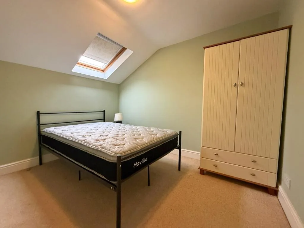 2 bedroom end of terrace house for rent