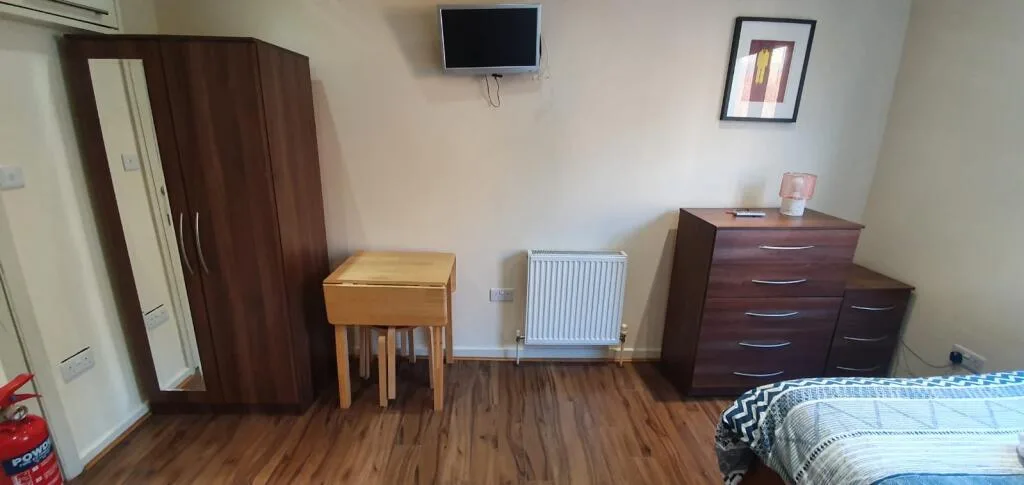 Studio flat for rent
