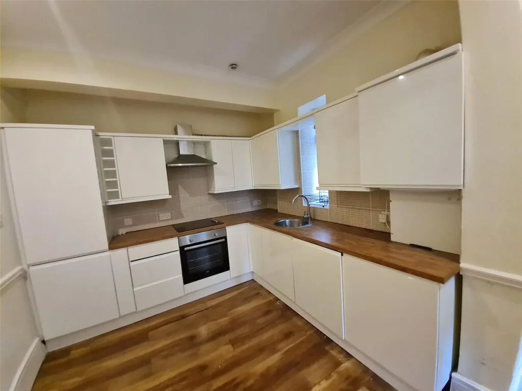 1 bedroom duplex for rent