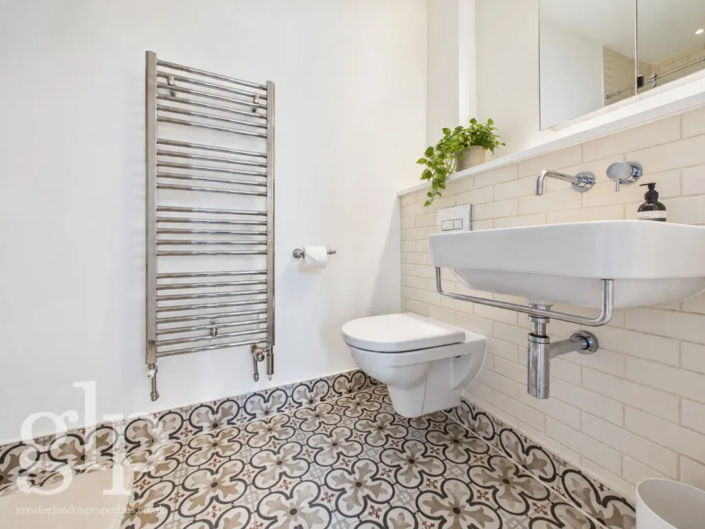 2 bedroom town house for rent