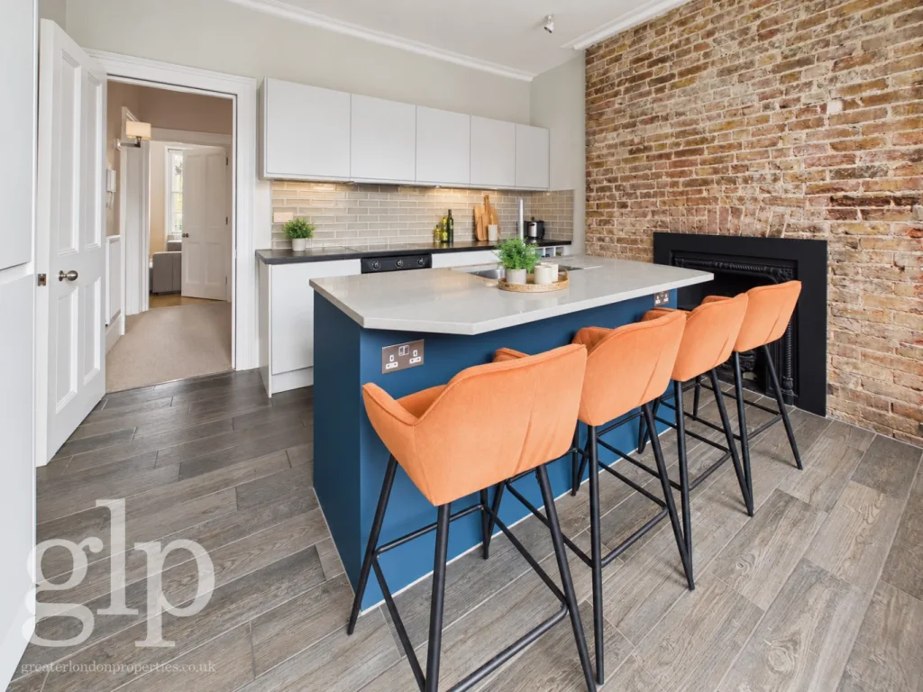 2 bedroom town house for rent