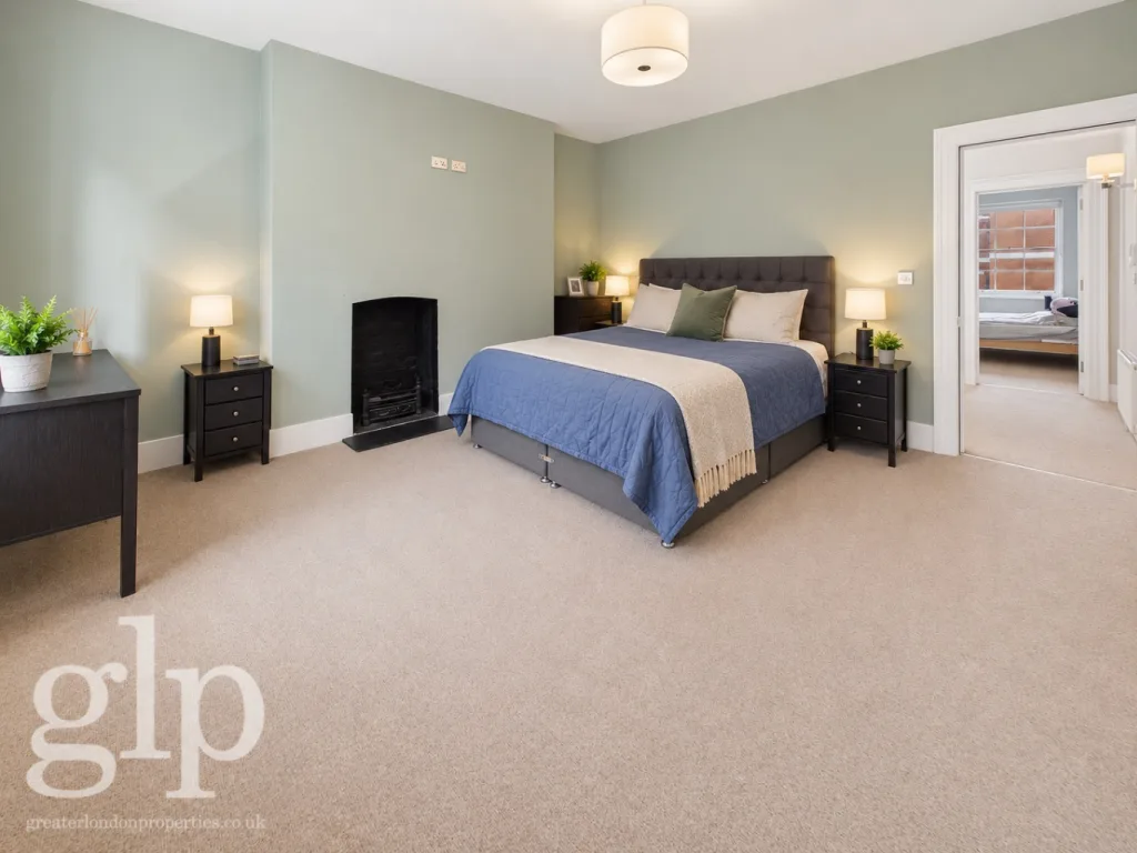 2 bedroom town house for rent