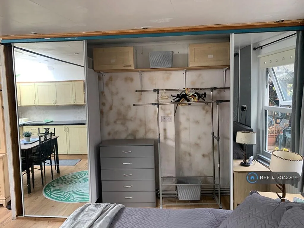1 bedroom end of terrace house for rent