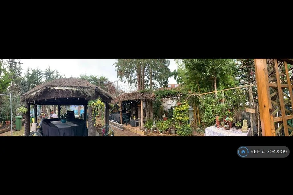 1 bedroom end of terrace house for rent