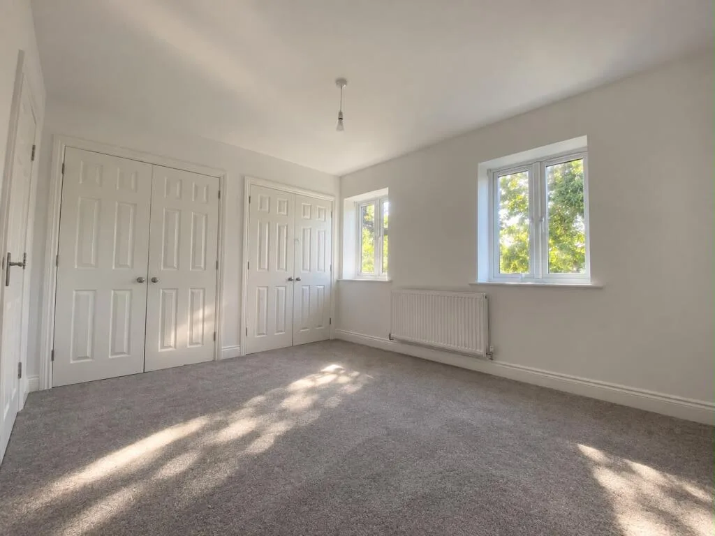 3 bedroom semi-detached house for rent
