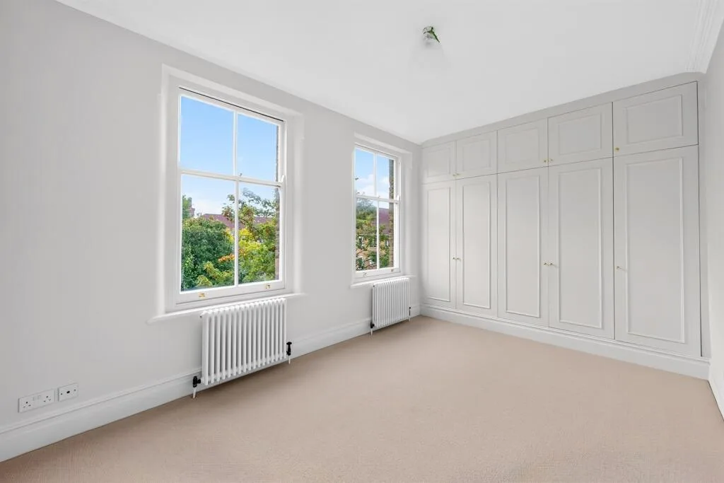3 bedroom flat for rent