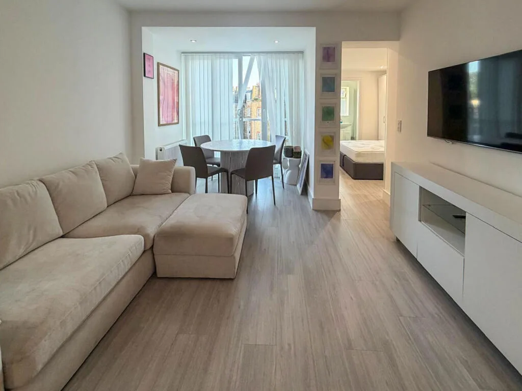 Studio flat for rent