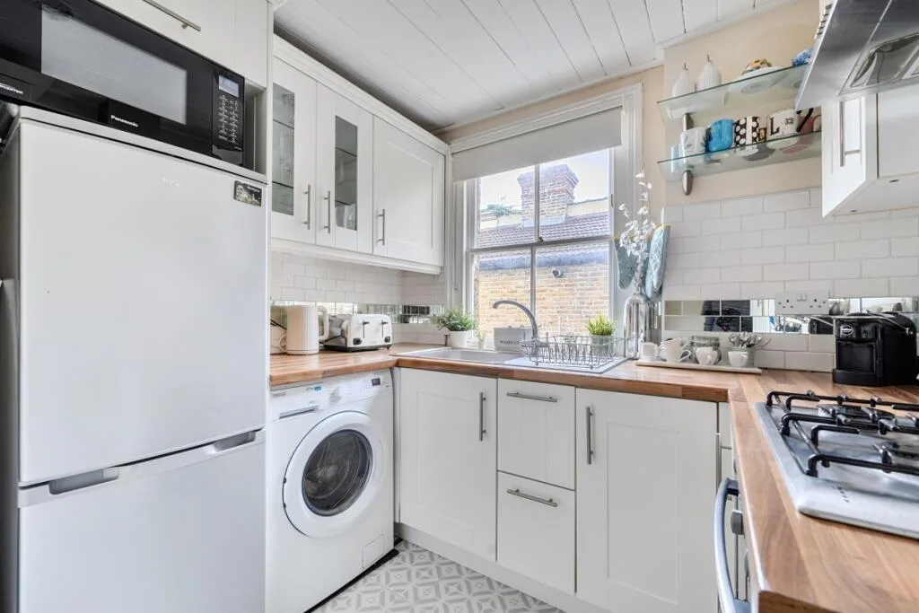 3 bedroom flat for rent