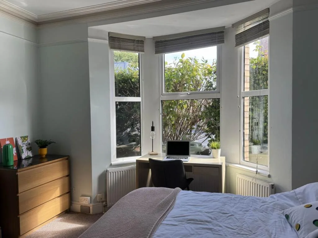 6 bedroom house for rent