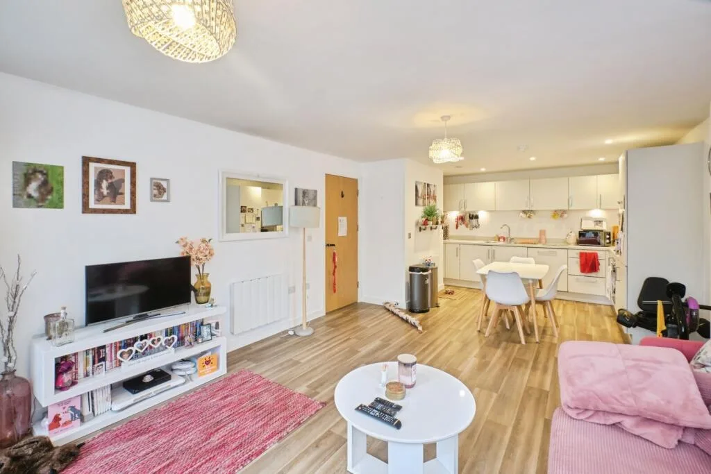 2 bedroom apartment for rent