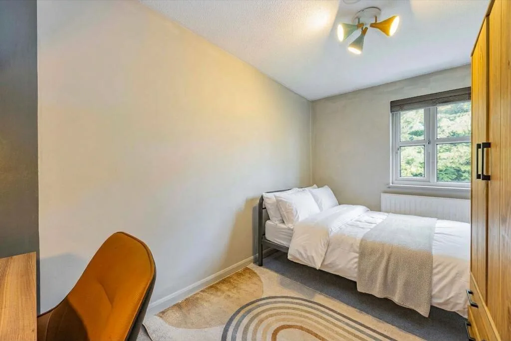 1 bedroom house of multiple occupation for rent
