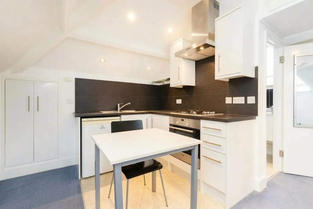 Studio flat for rent