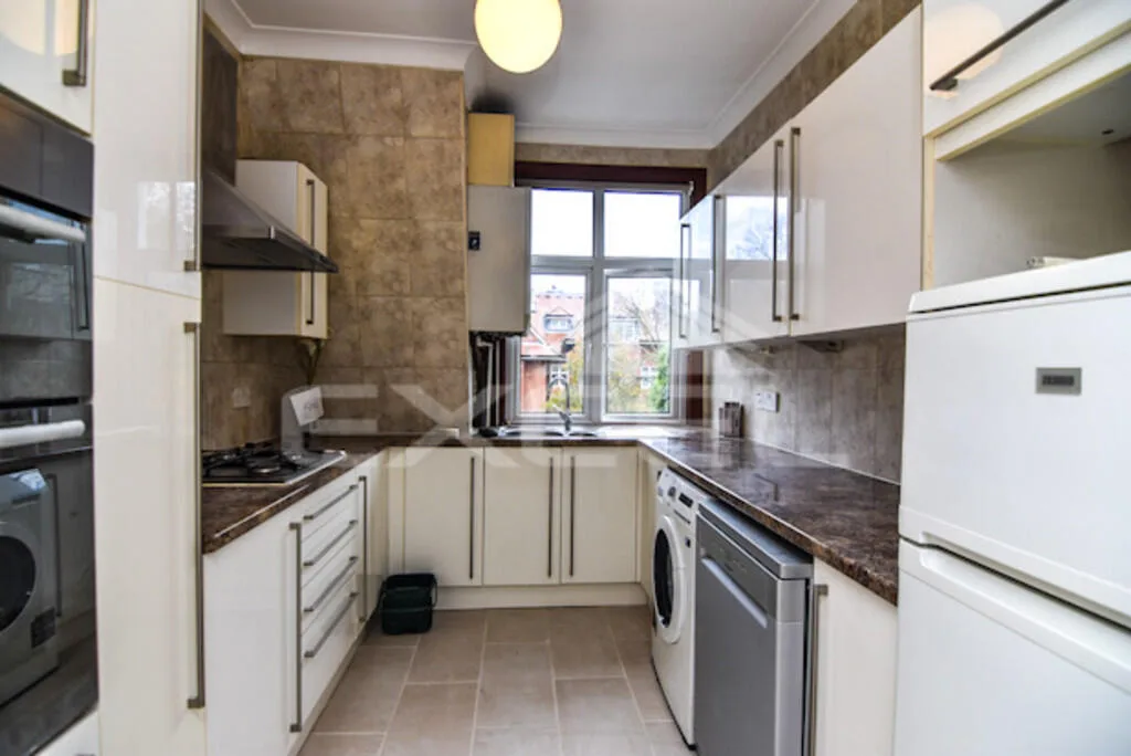 3 bedroom apartment for rent
