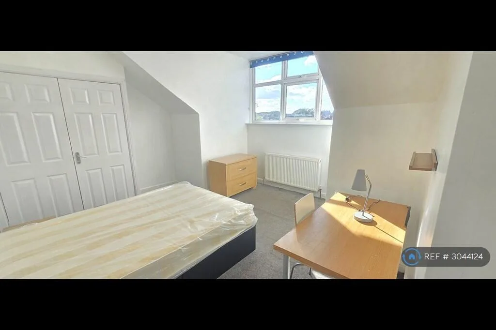 4 bedroom terraced house for rent