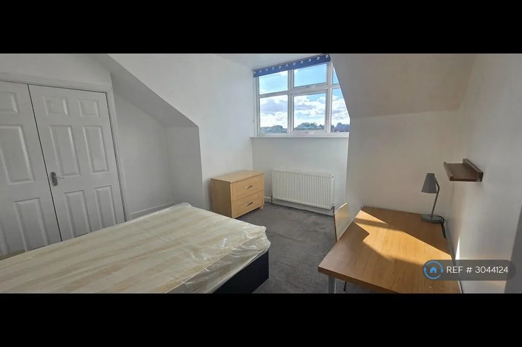 4 bedroom terraced house for rent