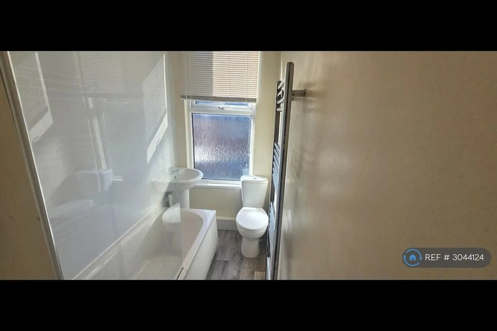 4 bedroom terraced house for rent