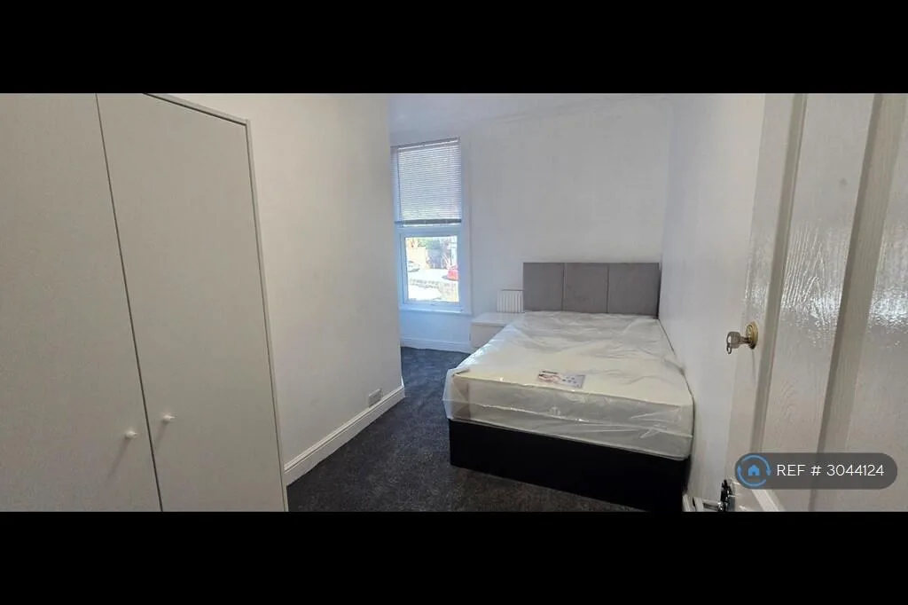 4 bedroom terraced house for rent