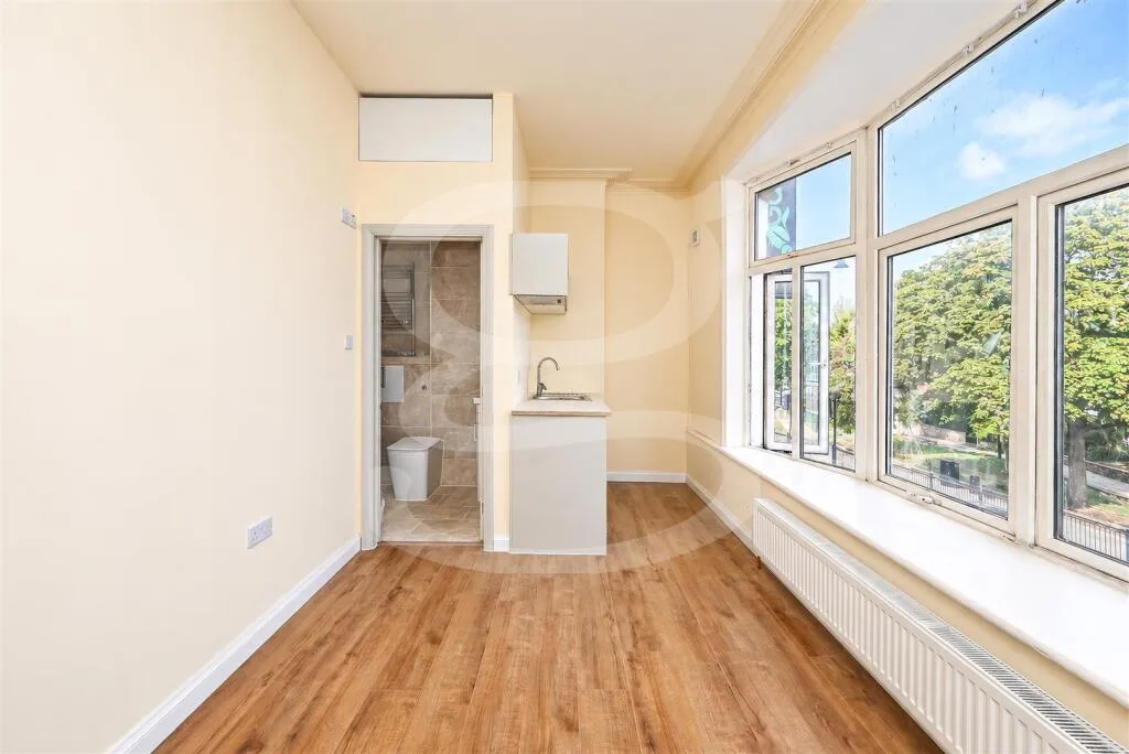 Studio apartment for rent