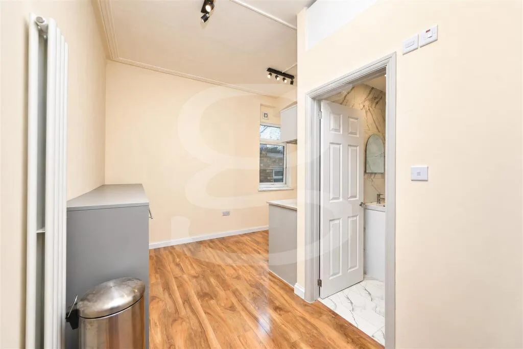 Studio apartment for rent