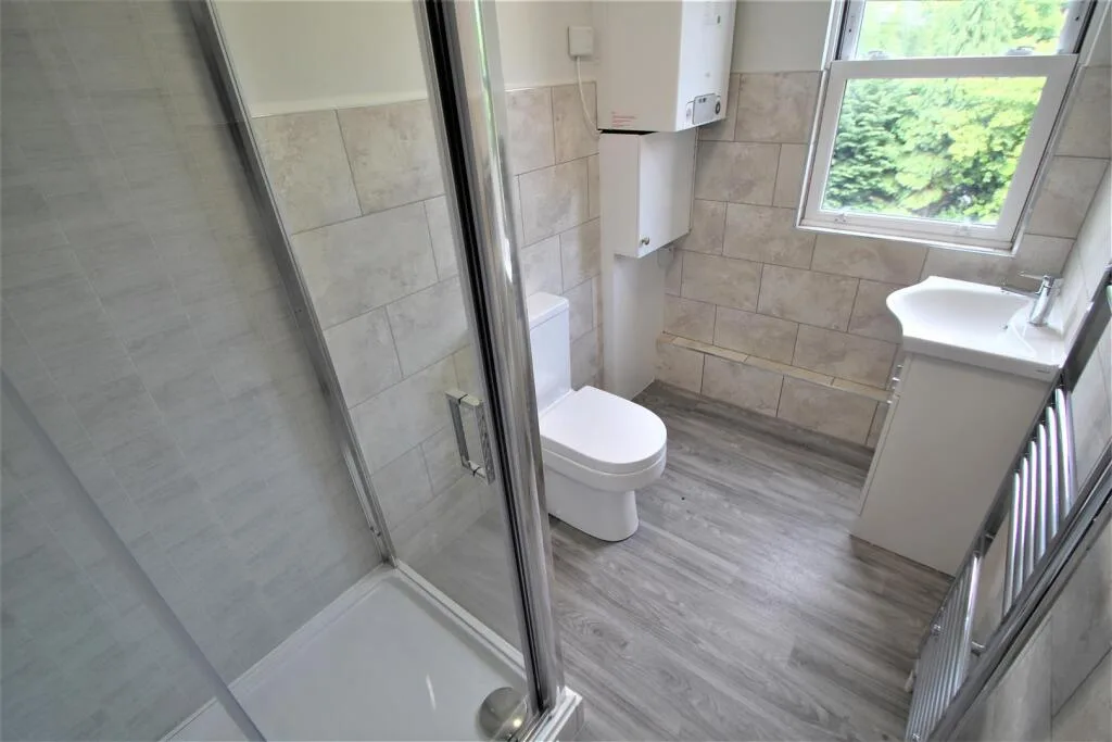 12 bedroom detached house for rent