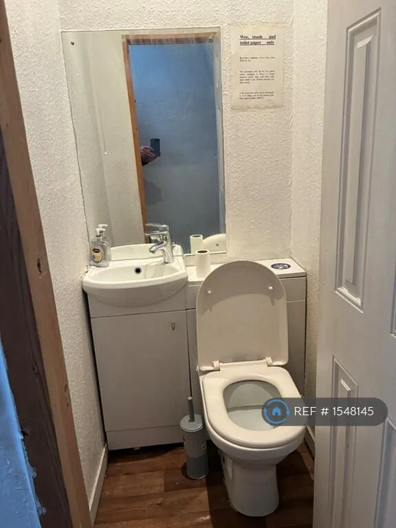 5 bedroom terraced house for rent